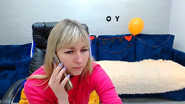 Snapshot of Incredible_Ariela chatting on 24, 2, 2025 Incredible Ariela online show from 24, 2, 2025