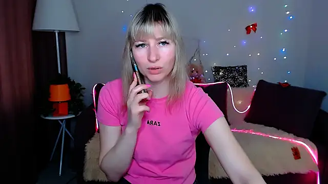 Snapshot of Incredible_Ariela chatting on 16, 3, 2025 Incredible Ariela online show from 16, 3, 2025