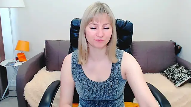 Snapshot of Incredible_Ariela chatting on 15, 6, 2026 Incredible Ariela online show from 15, 6, 2026