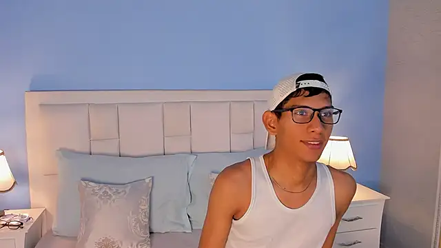 Snapshot of Nick_Collins18 chatting on 18, 9, 2025 Nick Collins18 online show from 18, 9, 2025