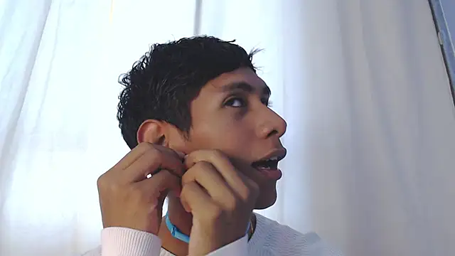 Snapshot of Nick_Collins18 chatting on 23, 11, 2025 Nick Collins18 online show from 23, 11, 2025