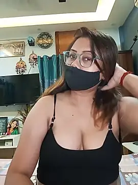 Cute-mona online show from 24, 6, 2026