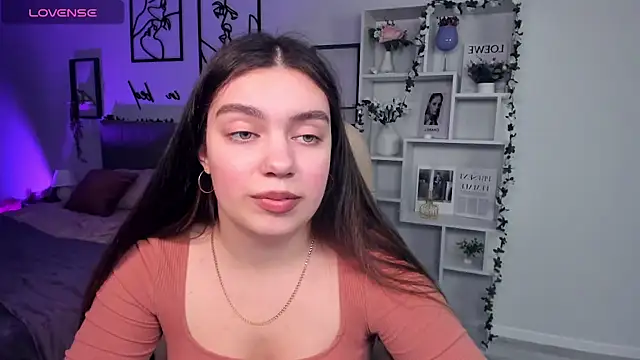 Snapshot of DaniellaLovely chatting on 2, 12, 2024 DaniellaLovely online show from 2, 12, 2024