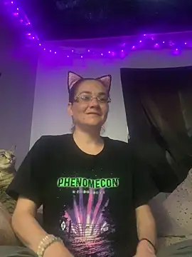 Snapshot of Cutebitch@xh chatting on 16, 4, 2026 Cutebitchxh online show from 16, 4, 2026