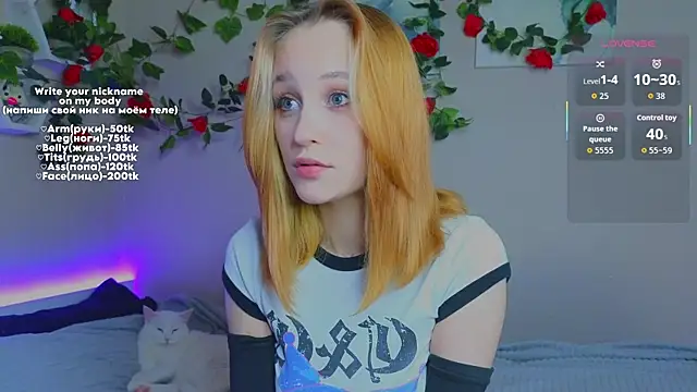 Snapshot of MaryRace chatting on 13, 5, 2026 MaryRace online show from 13, 5, 2026
