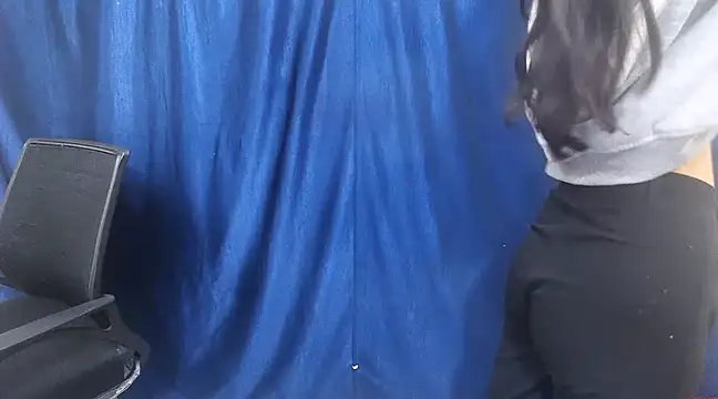 cutie-pie8 online show from 30, 1, 2025