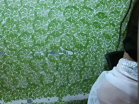 cutie-pie8 online show from 18, 9, 2025