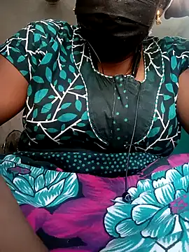 Snapshot of kavinila20 chatting on 29, 1, 2025 kavinila20 online show from 29, 1, 2025