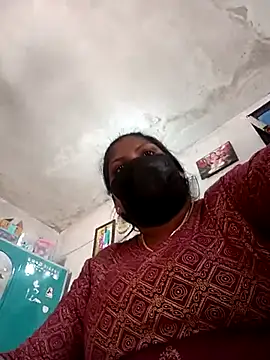 Snapshot of kavinila20 chatting on 16, 2, 2025 kavinila20 online show from 16, 2, 2025