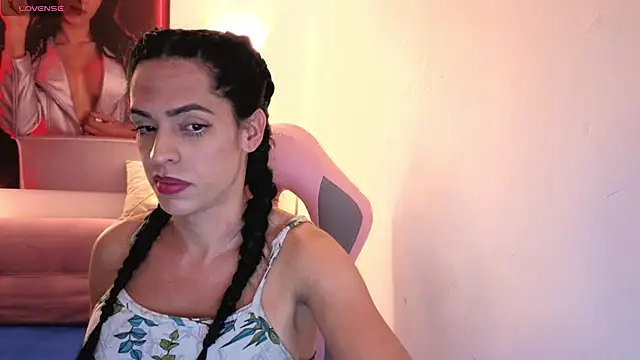 vittorialombardi   online show from 7, 11, 2025