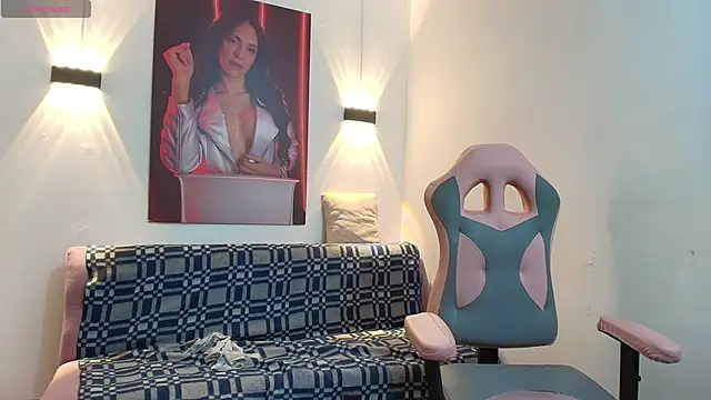 vittorialombardi   online show from 22, 5, 2026