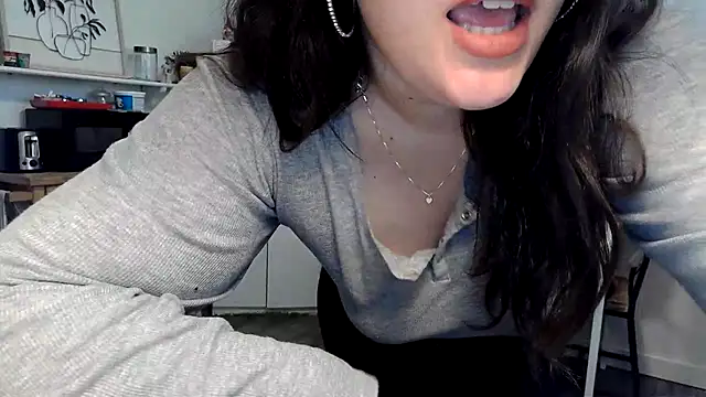 Kittyymaze1 online show from 4, 2, 2026