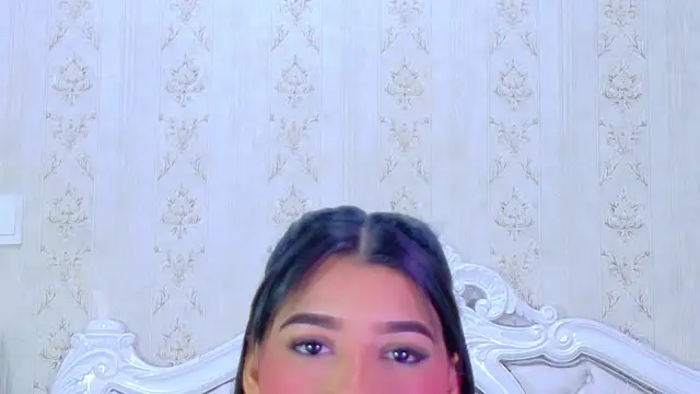 TiaraRosse online show from 20, 11, 2025