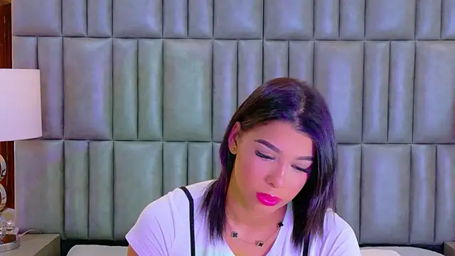 TiaraRosse online show from 26, 2, 2026