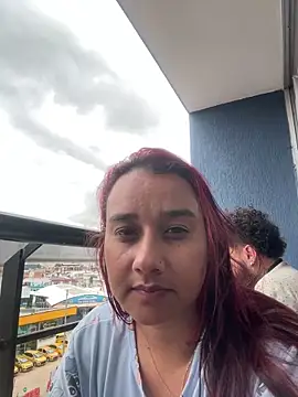 Cafeziitha02 online show from 21, 10, 2025