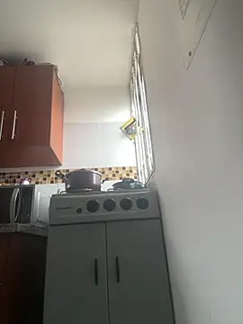 Cafeziitha02 online show from 16, 12, 2025