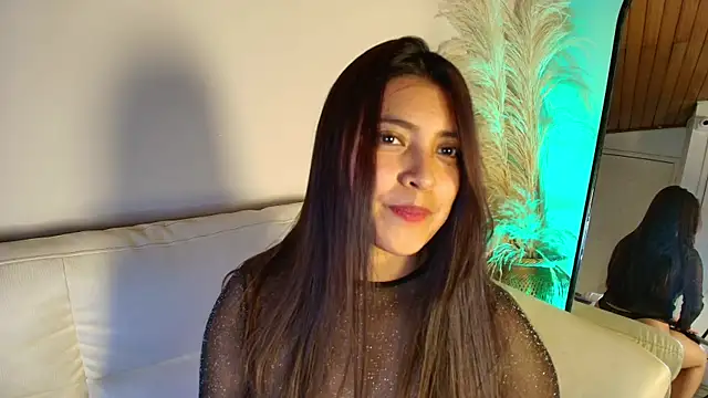 Snapshot of Rebeca_Williams_ chatting on 4, 2, 2025 Rebeca Williams  online show from 4, 2, 2025