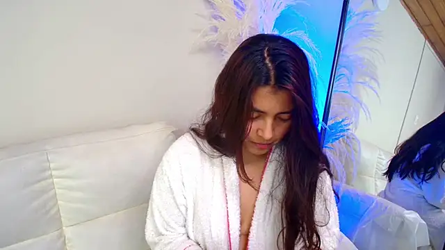Snapshot of Rebeca_Williams_ chatting on 18, 2, 2025 Rebeca Williams  online show from 18, 2, 2025