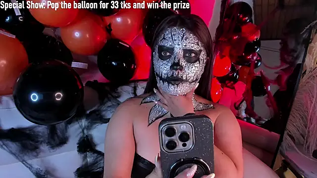 Snapshot of Rebeca_Williams_ chatting on 31, 10, 2025 Rebeca Williams online show from 31, 10, 2025