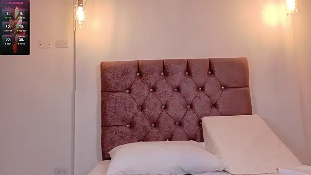 aashley jones online show from 10, 11, 2025