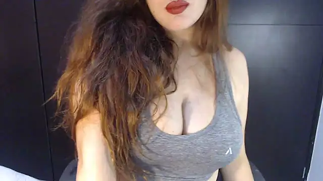 Snapshot of AdharaLujan chatting on 8, 12, 2024 AdharaLujan online show from 8, 12, 2024