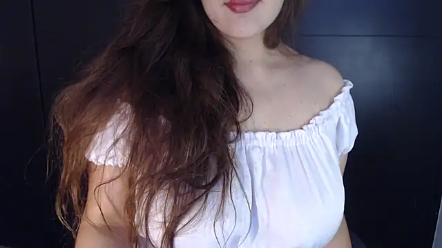 Snapshot of AdharaLujan chatting on 13, 2, 2025 AdharaLujan online show from 13, 2, 2025