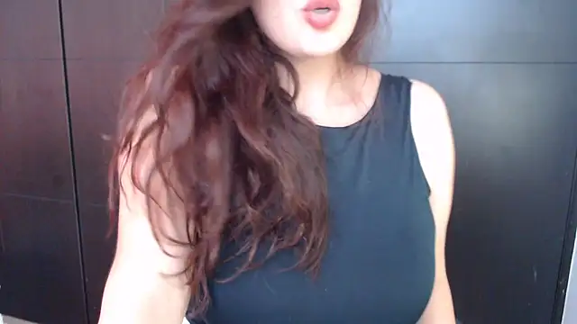 Snapshot of AdharaLujan chatting on 12, 3, 2025 AdharaLujan online show from 12, 3, 2025