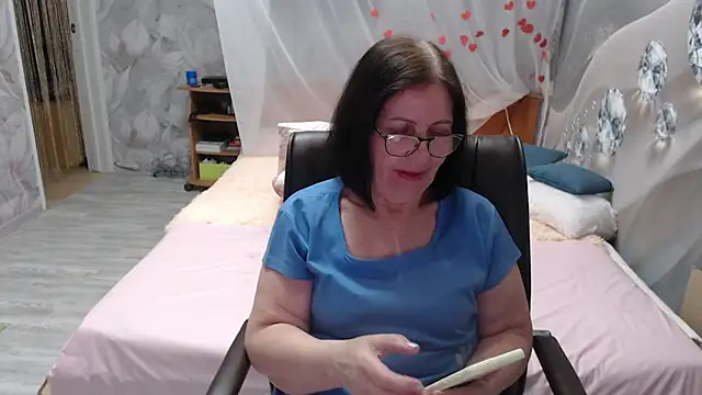 OlgaHottie online show from 9, 4, 2026