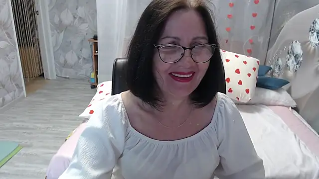 Snapshot of OlgaHottie chatting on 6, 6, 2026 OlgaHottie online show from 6, 6, 2026