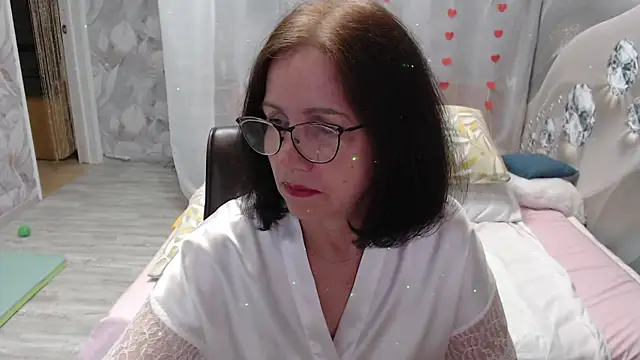 Snapshot of OlgaHottie chatting on 4, 7, 2026 OlgaHottie online show from 4, 7, 2026