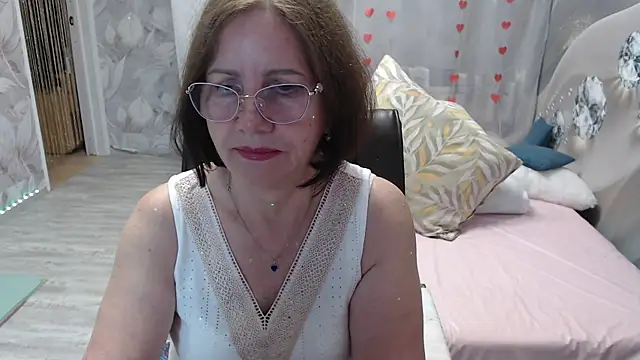 Snapshot of OlgaHottie chatting on 1, 8, 2026 OlgaHottie online show from 1, 8, 2026