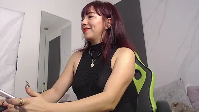 Snapshot of alma_fenix chatting on 24, 2, 2025 alma fenix online show from 24, 2, 2025
