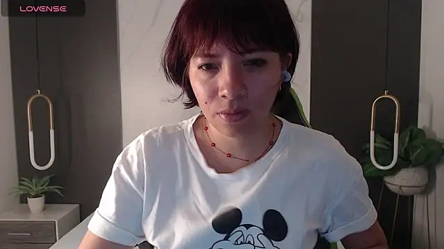 Snapshot of alma_fenix chatting on 19, 3, 2025 alma fenix online show from 19, 3, 2025
