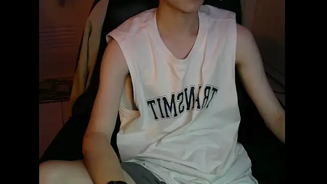 Snapshot of Ray175oo chatting on 24, 10, 2025 Ray175oo online show from 24, 10, 2025