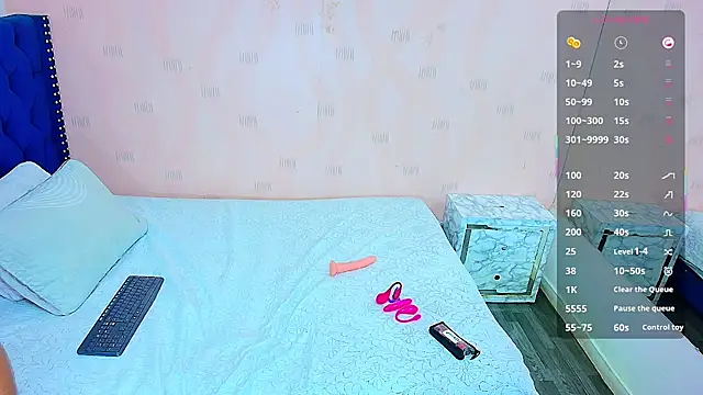 hotlatinateacher online show from 14, 2, 2025