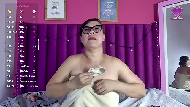 hotlatinateacher online show from 6, 2, 2026