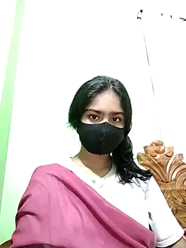 Snapshot of Arisha- chatting on 8, 1, 2025 Arisha- online show from 8, 1, 2025