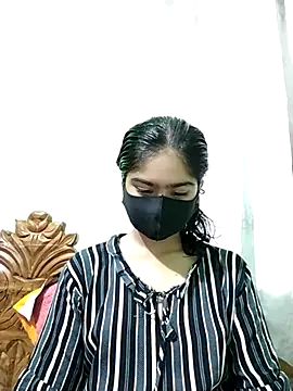 Snapshot of Arisha- chatting on 31, 1, 2025 Arisha- online show from 31, 1, 2025