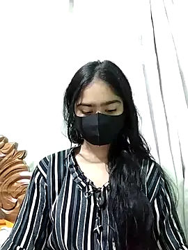 Snapshot of Arisha- chatting on 4, 2, 2025 Arisha- online show from 4, 2, 2025