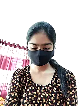 Snapshot of Arisha- chatting on 8, 3, 2025 Arisha- online show from 8, 3, 2025
