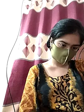 Snapshot of Arisha- chatting on 8, 9, 2025 Arisha- online show from 8, 9, 2025