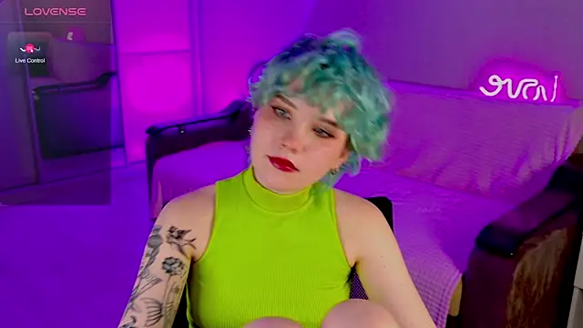 Snapshot of School_Love chatting on 24, 2, 2025 School Love online show from 24, 2, 2025