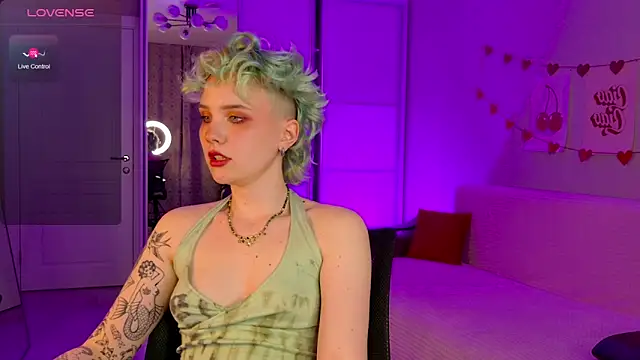 Snapshot of School_Love chatting on 19, 3, 2025 School Love online show from 19, 3, 2025