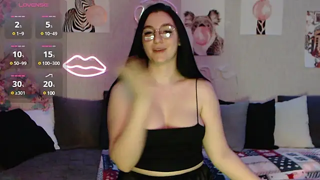 Fluffy Tiffy online show from 31, 1, 2025