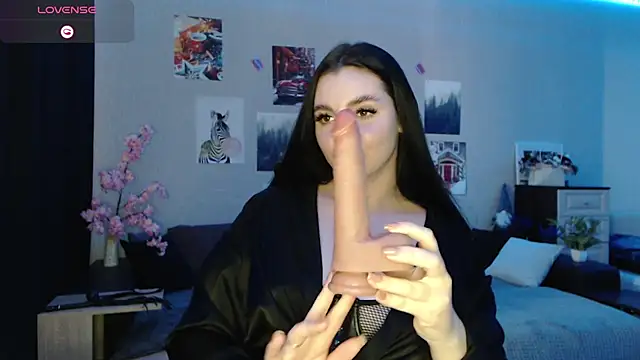 Fluffy Tiffy online show from 24, 2, 2025