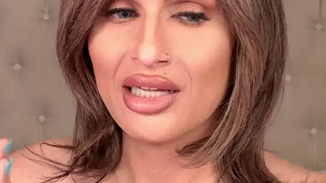 Snapshot of xprettysmilex chatting on 17, 1, 2025 xprettysmilex online show from 17, 1, 2025