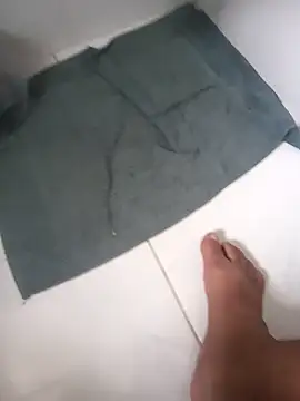 lobomisterioso13 online show from 18, 2, 2026