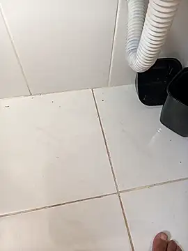 lobomisterioso13 online show from 10, 4, 2026