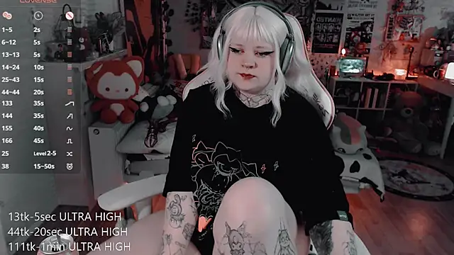 Snapshot of noori__hope chatting on 18, 4, 2026 noori hope online show from 18, 4, 2026