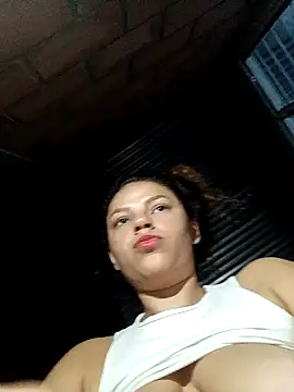 Snapshot of Mommy-Hot chatting on 6, 2, 2025 Mommy-Hot online show from 6, 2, 2025